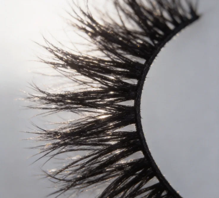 Dramatic Volume Strip Lashes product image